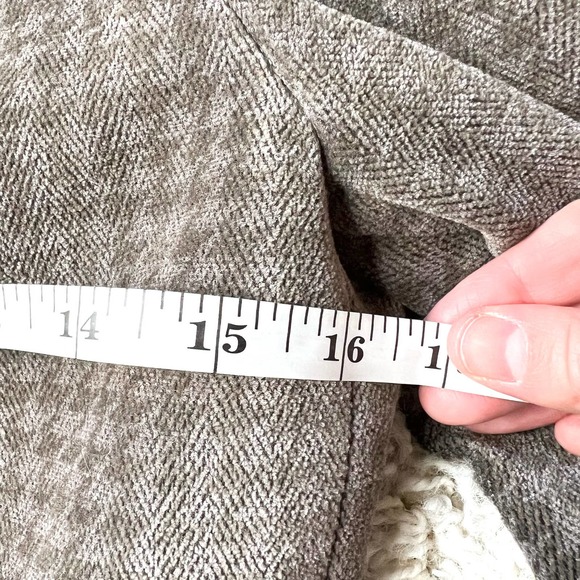 SOLD Giorgio Armani blazer - Picture 9 of 11